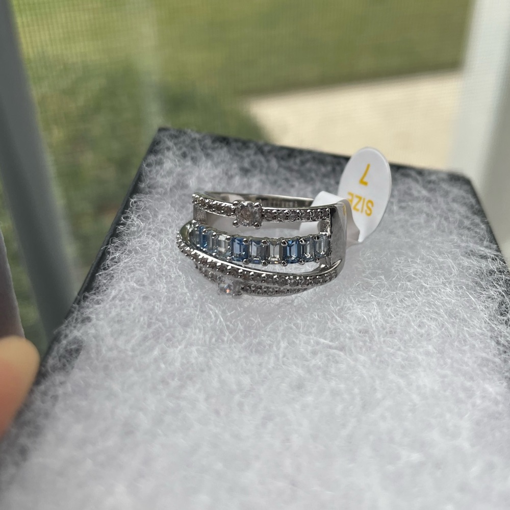 NWT Bomb Party Size 7 “Everything I Want” aquamarine ring